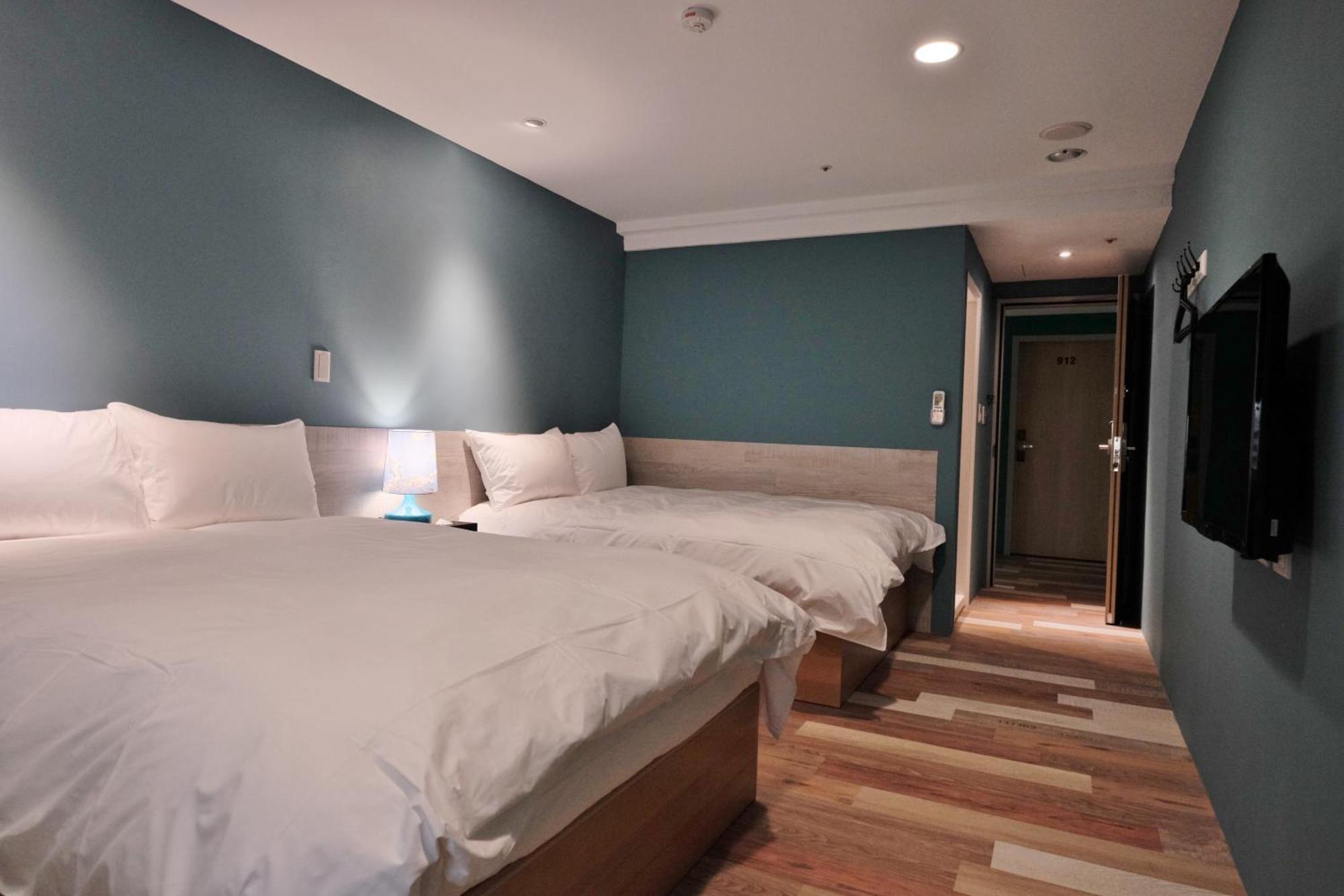 Classic Quadruple Room,573027933:JPEG